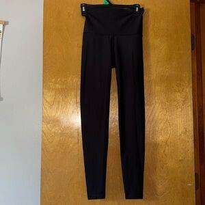 Used black old navy powerosft extra high rise leggings go dry size S